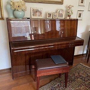 upprättstående piano